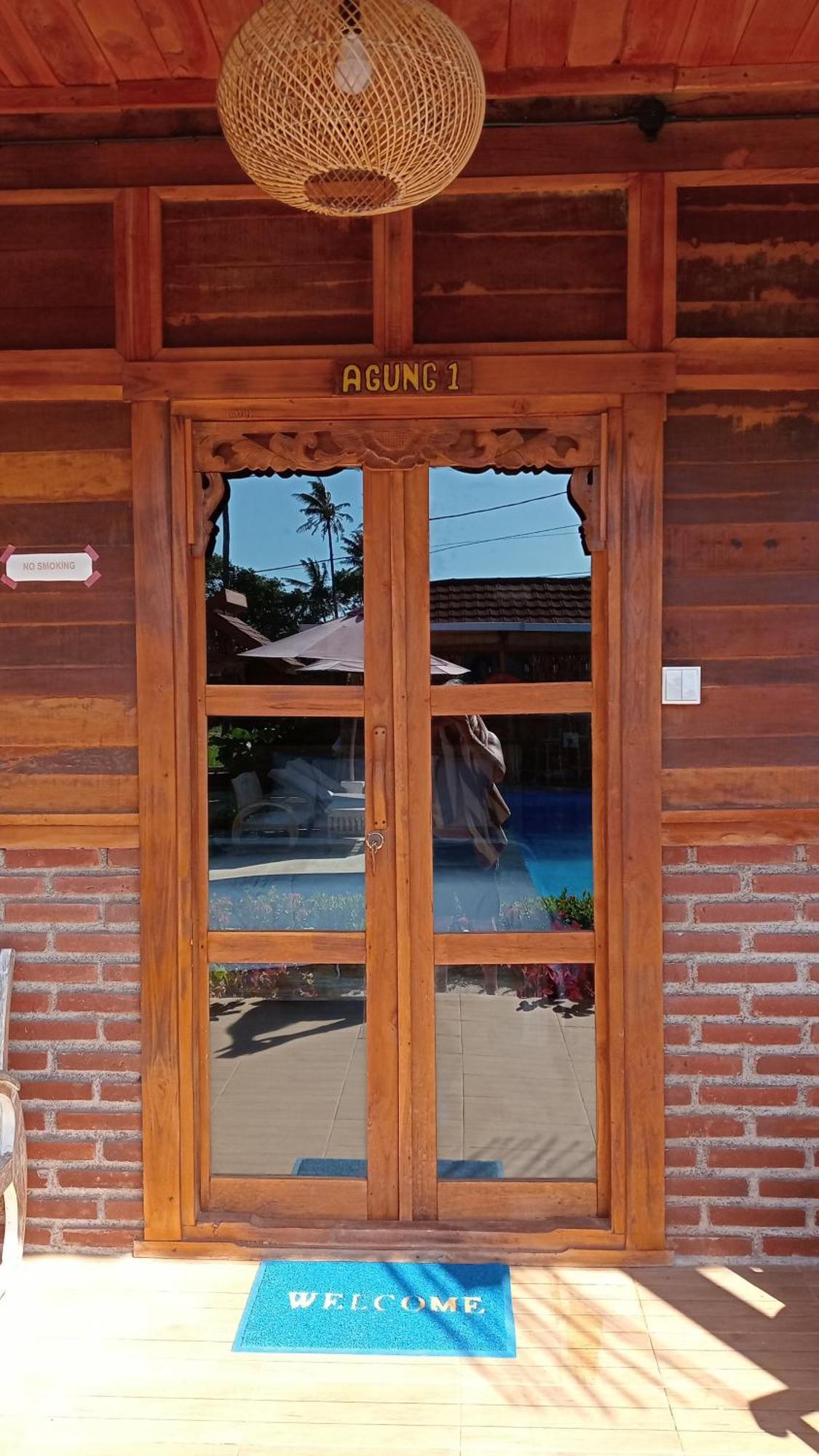 Villa Melasti Amed Екстериор снимка