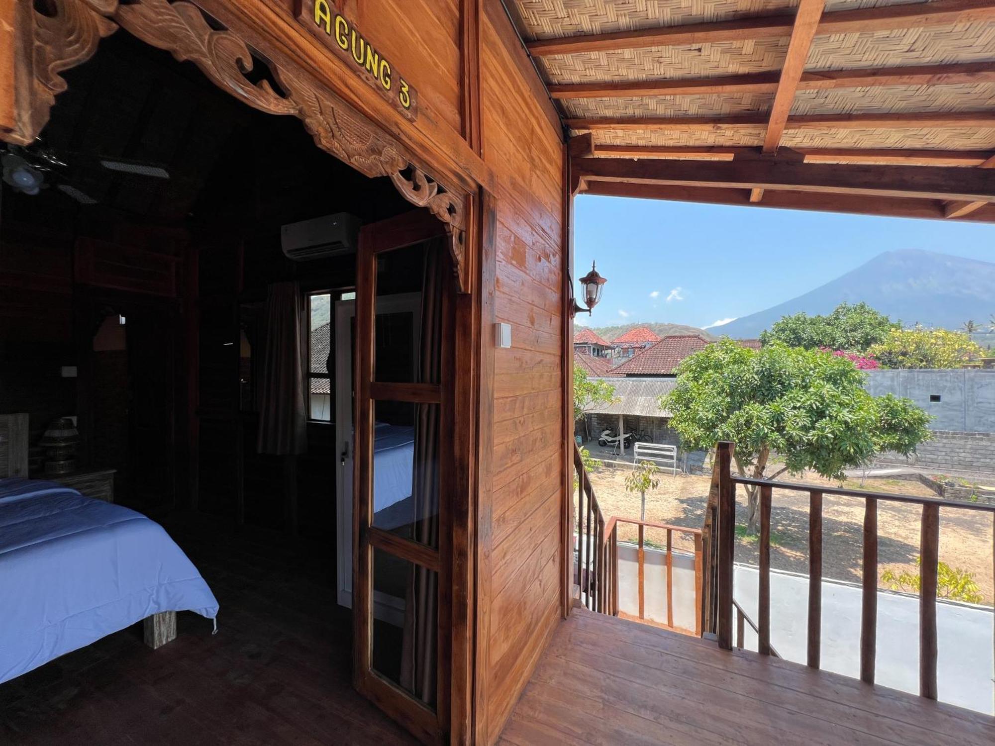 Villa Melasti Amed Екстериор снимка